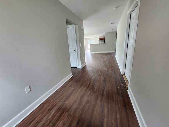 2nd image of 4808 Silent Creek Ln