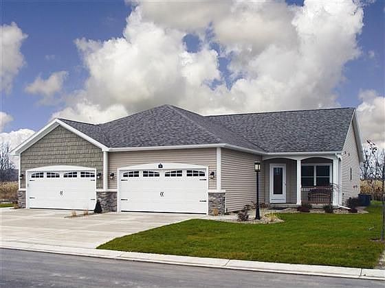 1st image of 10 Tuscany Cir