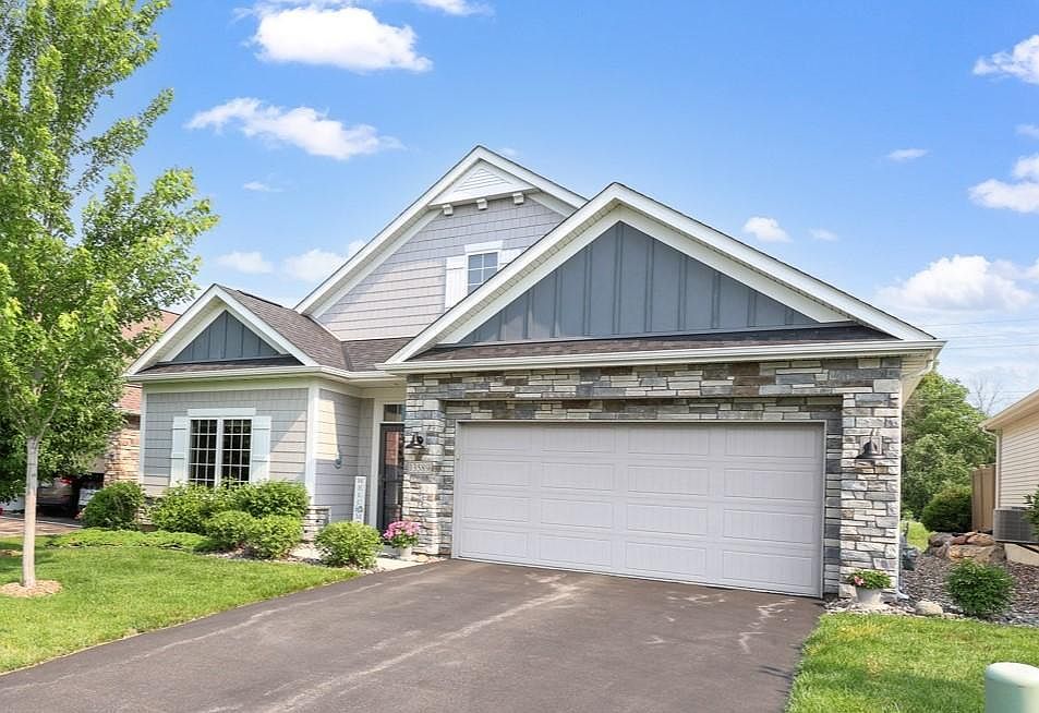1st image of 13589 Crownline Dr NE