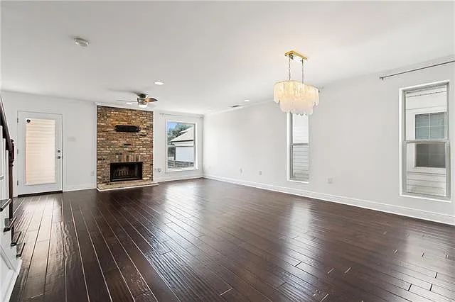 2 bed, 2.5 bath, 1589 sqft, $2,600 — Photo 2