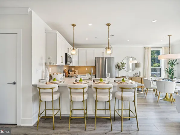 923 Riverplace Dr, Conshohocken, PA 19428