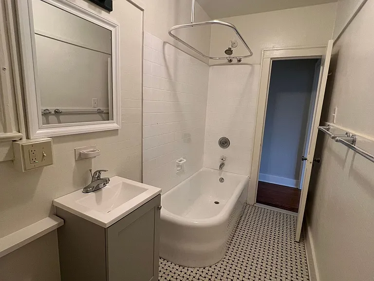 826 Chestnut Street — Photo 8