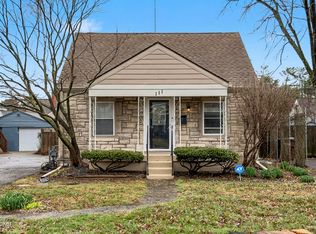 111 Staebler Ave, Saint Matthews, KY 40207