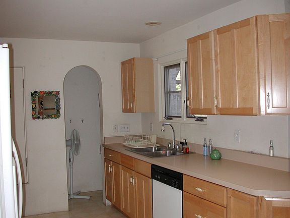 Part of the kitchen with pantry