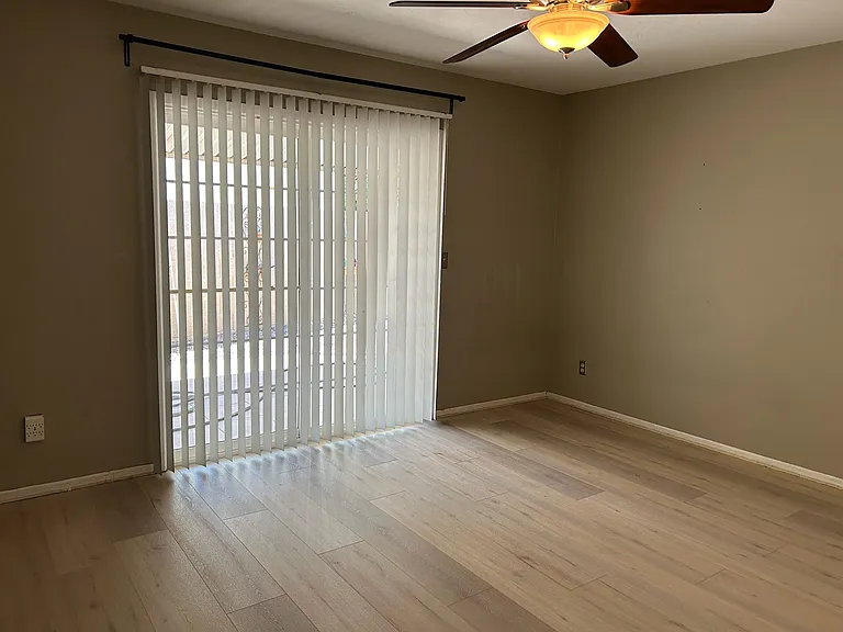 1991 E Colgate Dr — Photo 12