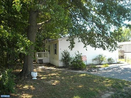 2nd image of 91 Pine Cone Dr