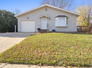 1214 N Hershey Rd, Bloomington, IL 61704