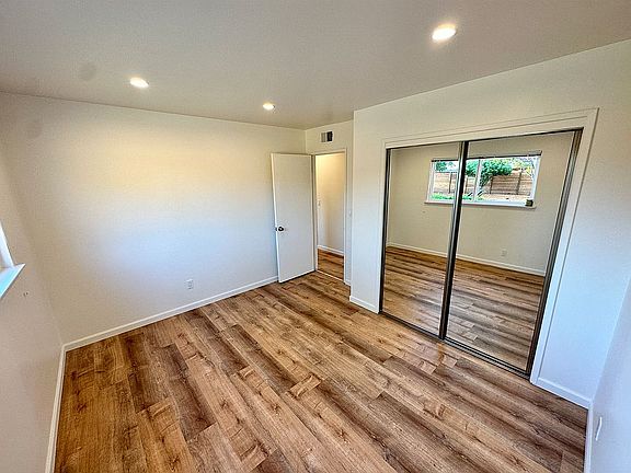 4th image of 6219 Avenida Ganso