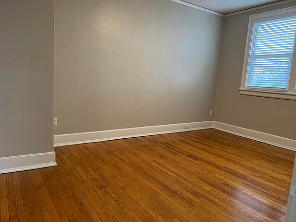 5th image of 115 Elm Ave SW APT B5