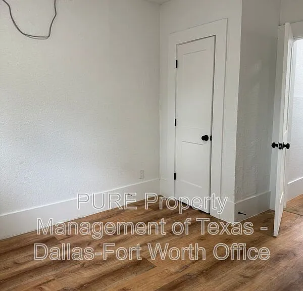 1208 Hawthorne Ave #B — Photo 4