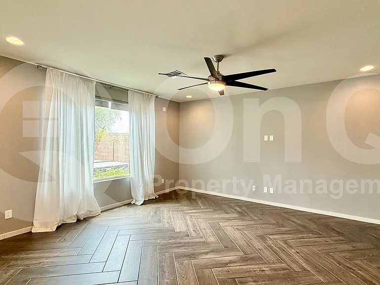 3557 E Tina Dr — Photo 9