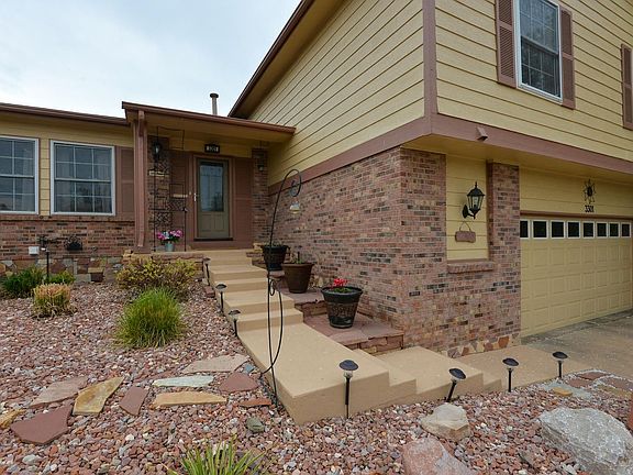 3301 Hickok Dr Fort Collins CO-large-029-17-Front5-1500x1000-72dpi.jpg