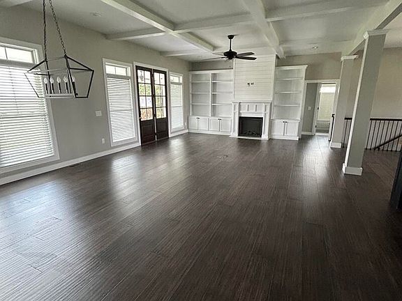 3rd image of 1753 Saint John Rd