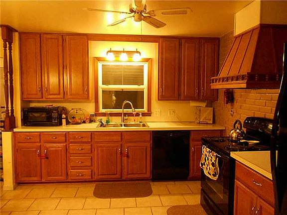 2nd image of 108 S Hallett Ave