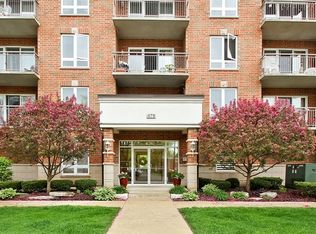 476 Alles St UNIT 203, Des Plaines, IL 60016