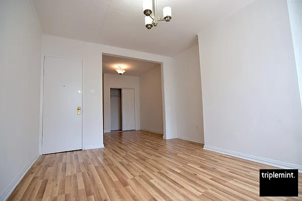 Rented by The Agency | media 8