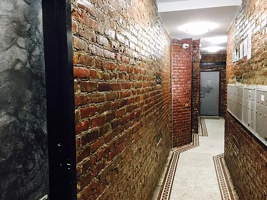 Rented by null | media 28