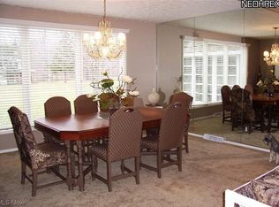 11620 Forestview Dr, Chardon, OH 44024