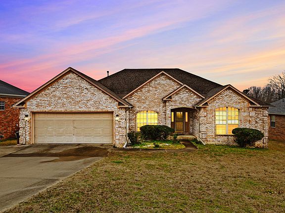 2nd image of 3401 N Ridge Dr