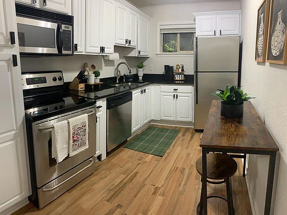 3rd image of 250 Little St #201