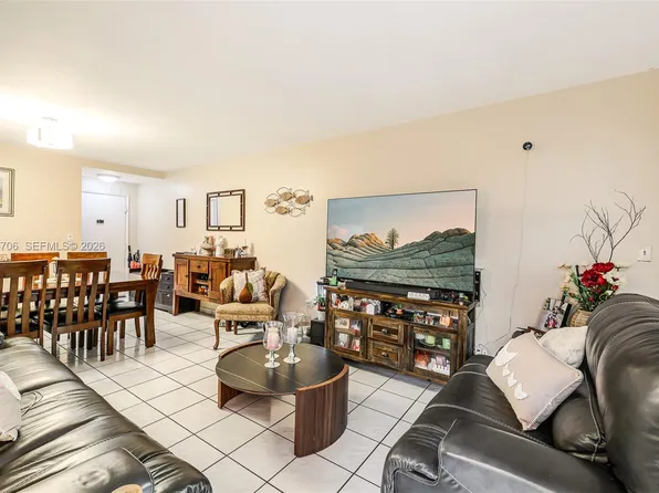 10245 NW 9th Street Cir APT 102-9, Miami, FL 33172