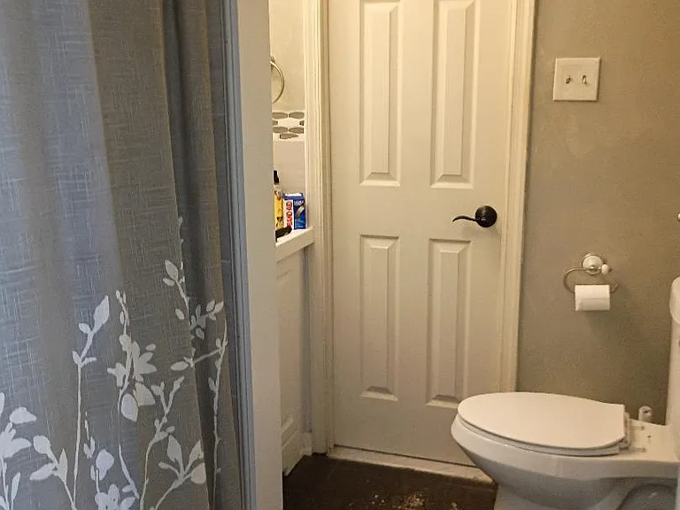 4406 Roebling Ct #C — Photo 9
