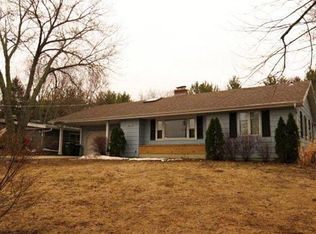 39157 N Cedar Crest Dr, Lake Villa, IL 60046