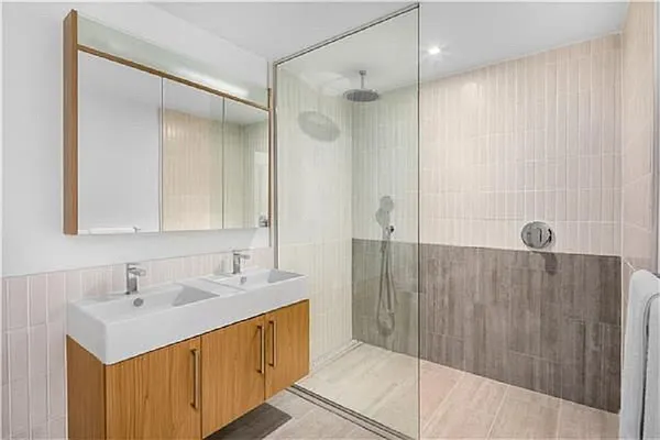 Rented by Corcoran | media 18