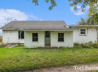 6151 Fuller Rd, Sheridan, MI 48884