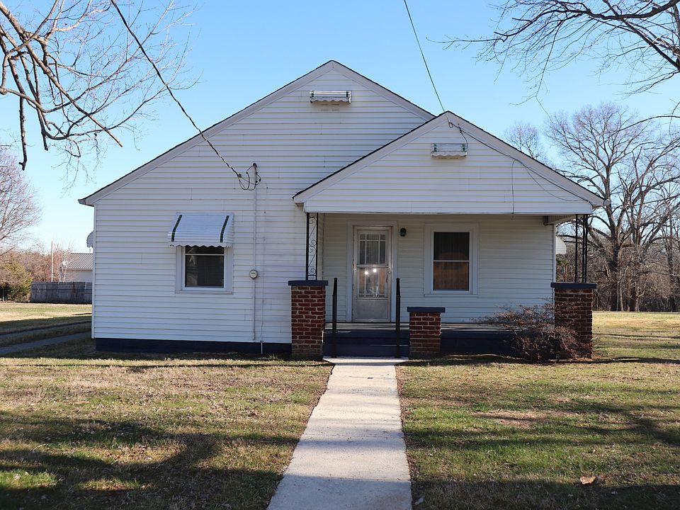 2nd image of 1309 Old Cowan Rd