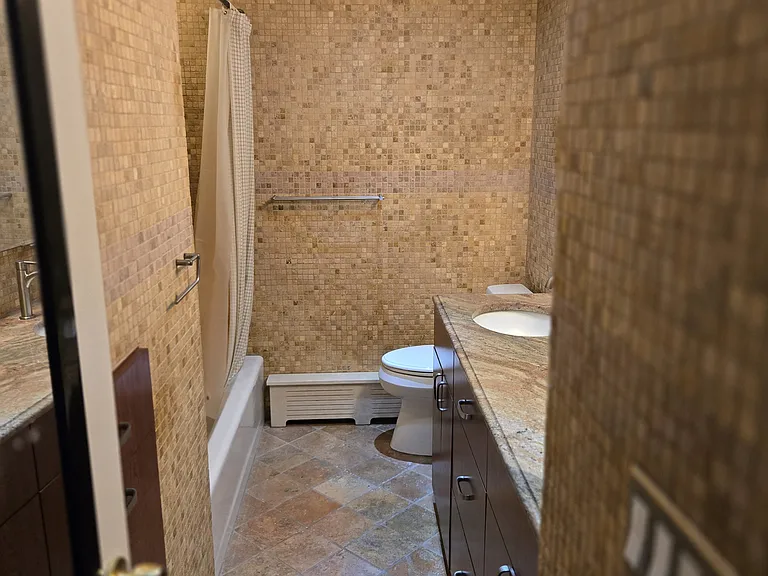 8909 Doran Ave #2 — Photo 5