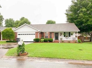 11 Overlook Rd, Searcy, AR 72143