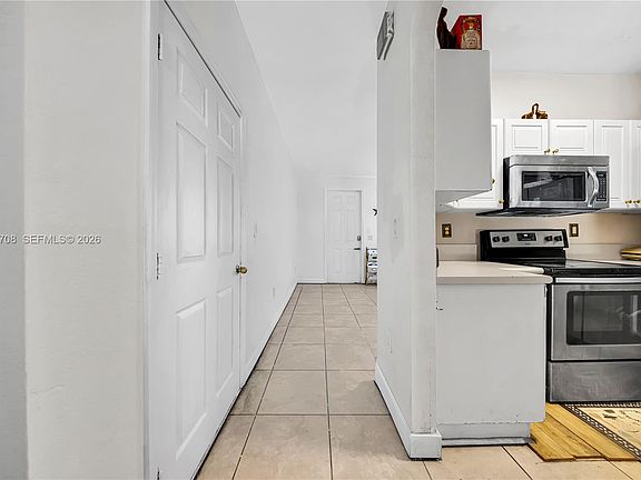 5th image of 23715 SW 114th Pl