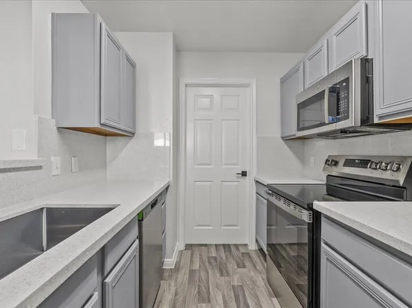 5098 Akumal Calle, Dickinson, TX 77539