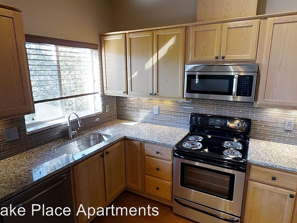2nd image of 5264 NE 121st Ave APT 120