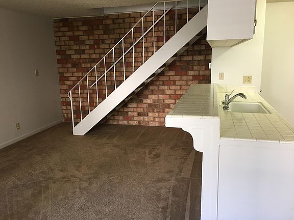 5th image of 5117 Connecticut Dr APT 2
