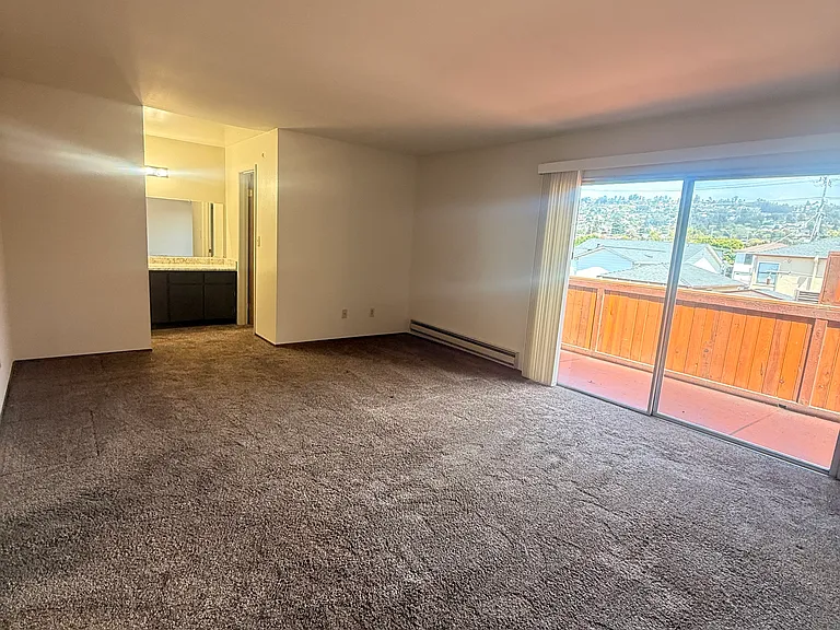 632 Kearney St #8 — Photo 18