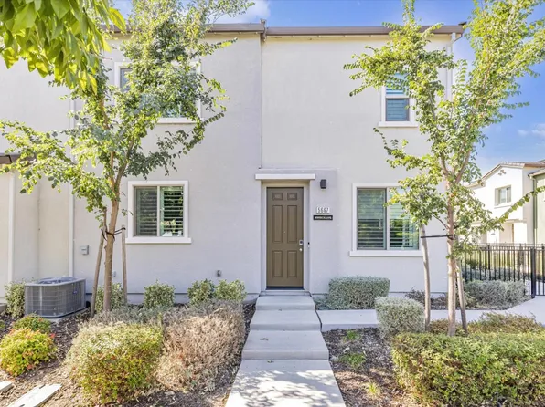 5667 Whimsical Ln, Sacramento, CA 95835