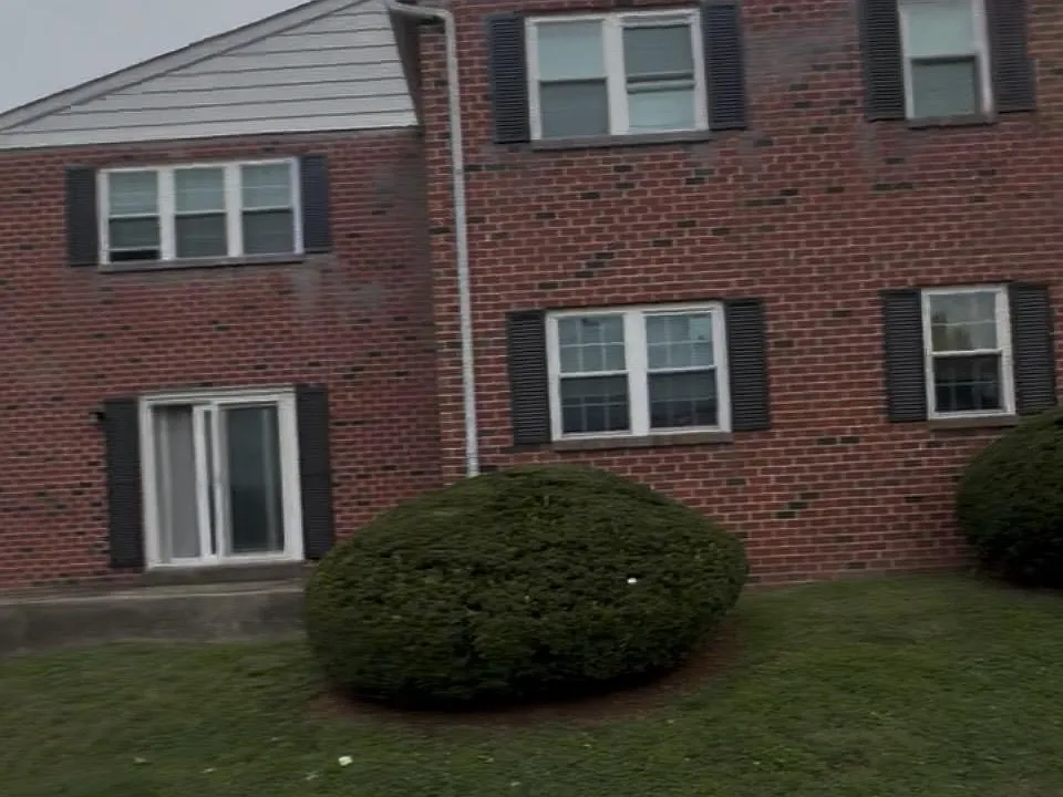 129 Lorraine Ave #A