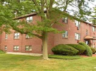 3 Brook Rd, Salem, NH 03079