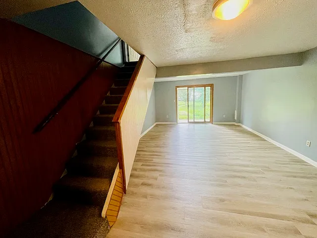 2362 S Henderson St — Photo 14