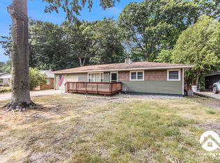 650 Ross Rd, Muskegon, MI 49441