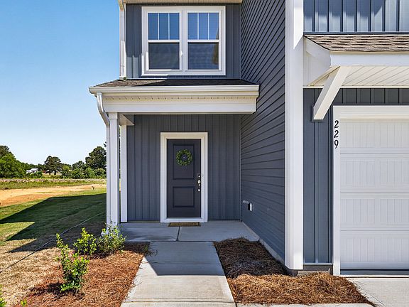 4th image of 229 Nathan Dr #36