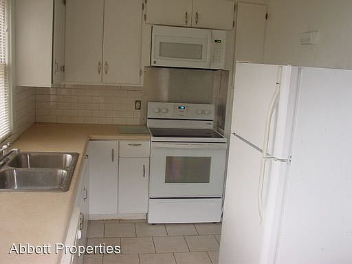4th image of 114 N Brighton Ave