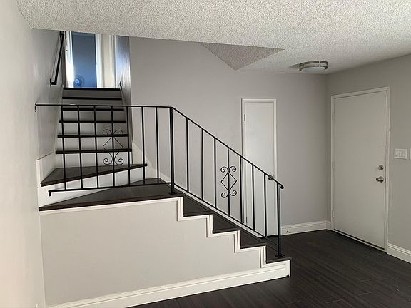 5th image of 3541 Redding Ave #3541