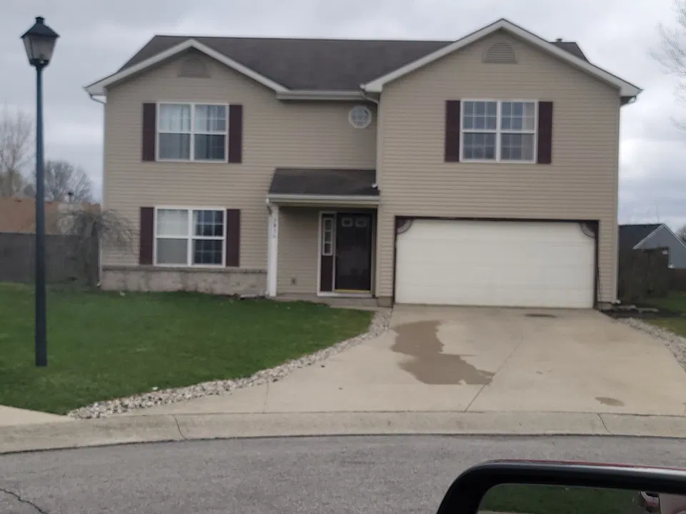 3830 Claystone Cv
