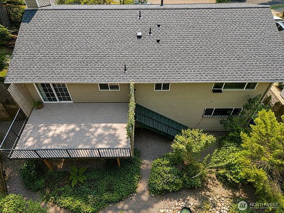2nd image of 1636 Pierce Avenue SE