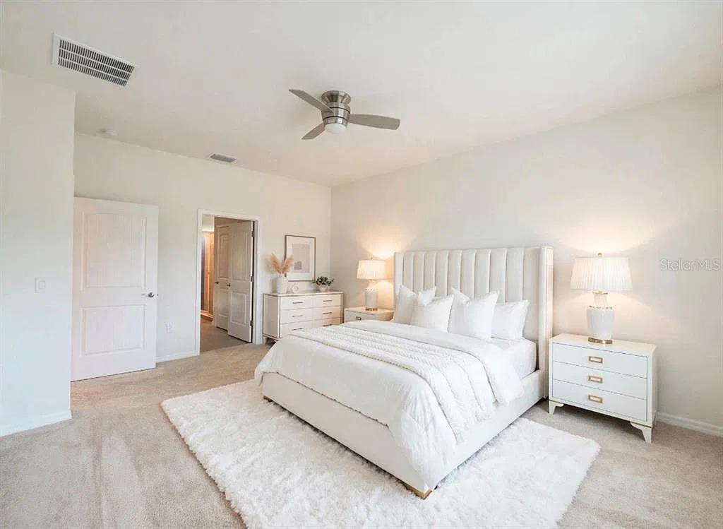2 bed, 2.0 bath, 1816 sqft, $2,140 — Photo 4
