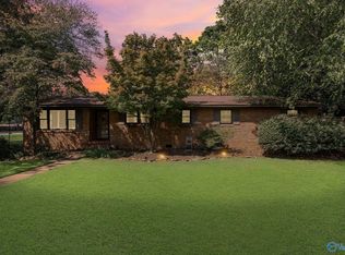 1602 Park St SE, Decatur, AL 35601