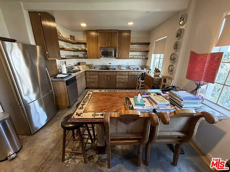 2252 W Washington Blvd — Photo 20